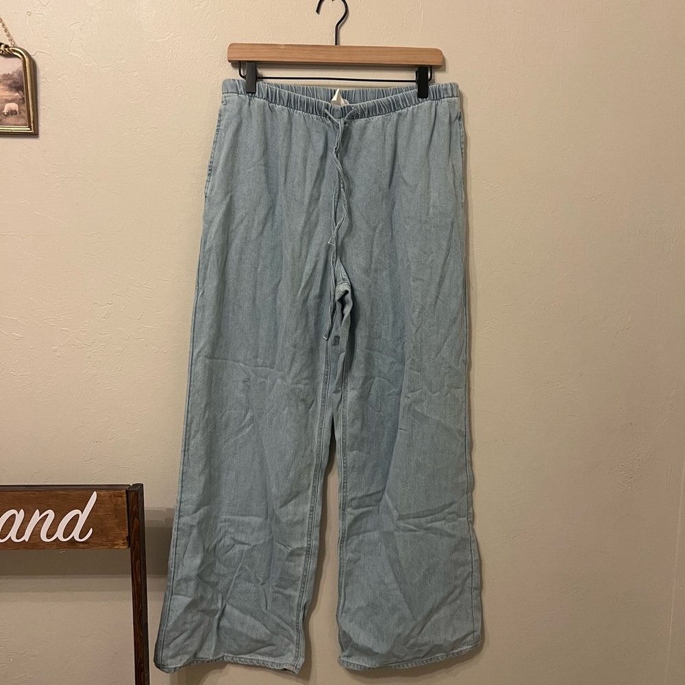 H&M Light Denim Easy pull ons